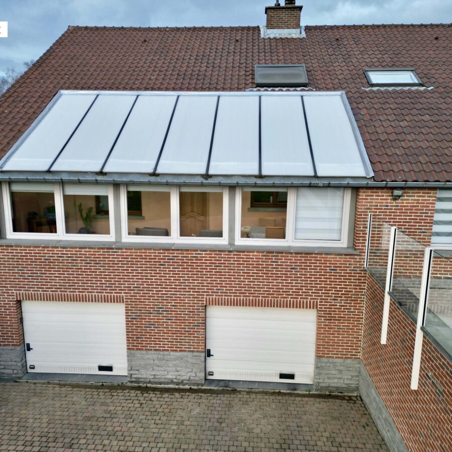 veranda in dak woning 7039 zonwerende beglazing voor